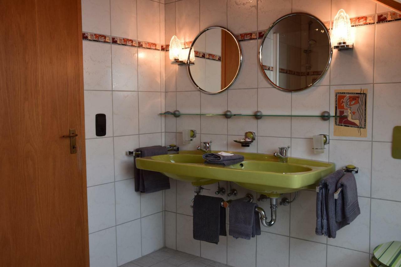 Homestay Cozy Room Markdorf Extérieur photo