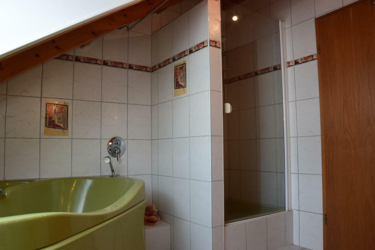 Homestay Cozy Room Markdorf Extérieur photo